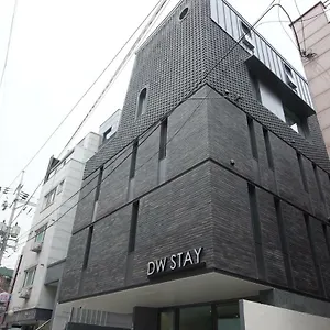 게스트하우스 디더블유 홍대, 서울특별시